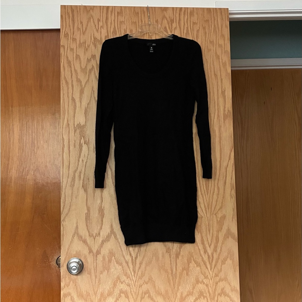 Elegant Black Long Sleeve Cashmere Sweater Dress